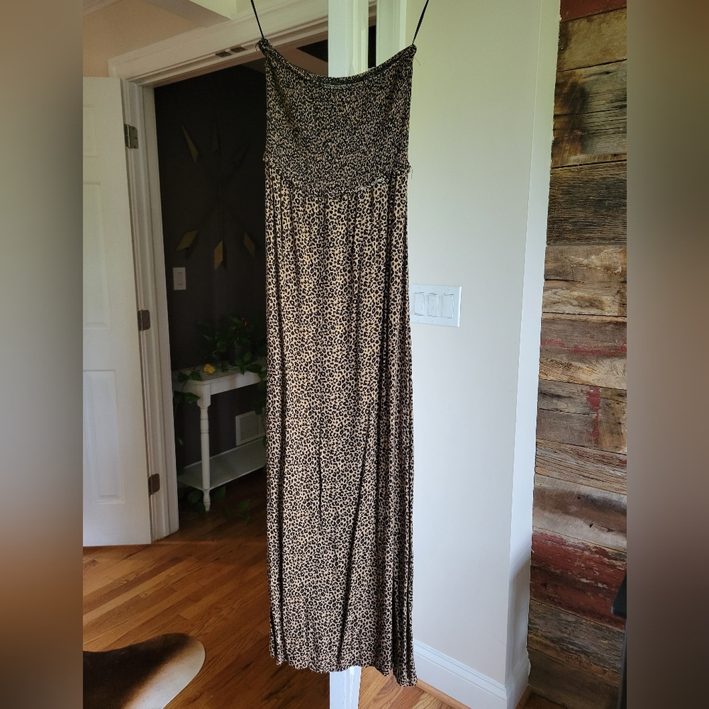 Strapless cheeta print maxi